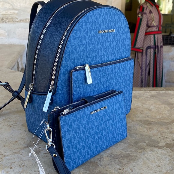 Michael Kors Signature Adina bag&wallet set blue main image 5